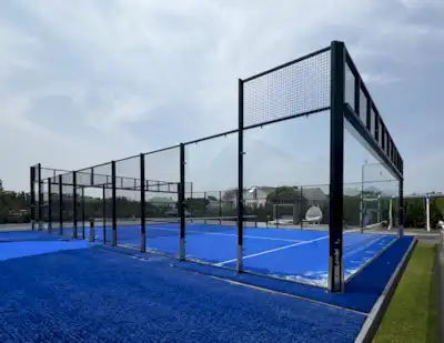 Blue grass panorama padel court